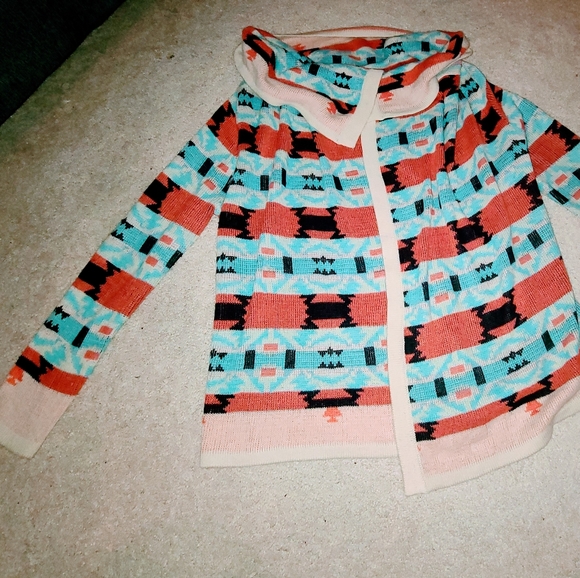 Aztec Print Knit Cardigan - Picture 2 of 2